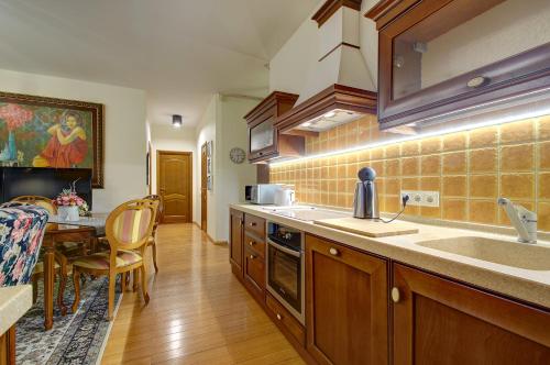 Helios City Vilnius Apartment - image 5