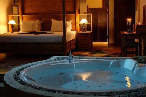 Mandarin & Mango Boutique Hotel - image 3