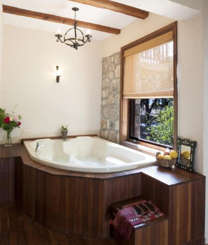 Mandarin & Mango Boutique Hotel - image 13