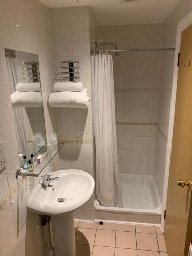 1 twin bed