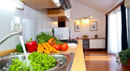 Villa Midea - main image