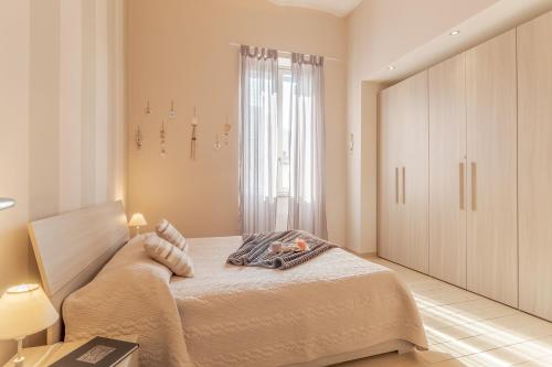 2 bedrooms, 5 beds