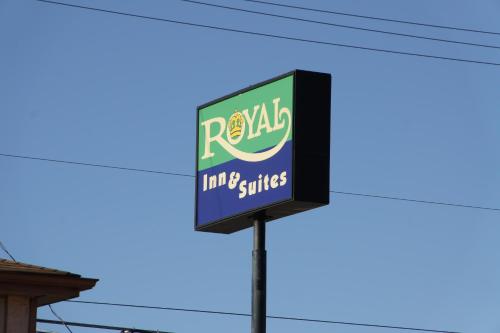 . Royalinn & suites