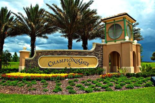 Stunning 4 Bd w/ Pool at Champions Gate Resort 8989 - image 3