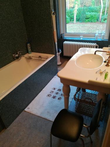  B+B GOLF SCHILDE, Unterkunft in Schilde