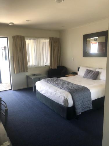 Claremonte Motor Lodge Room Type - Studio Unit