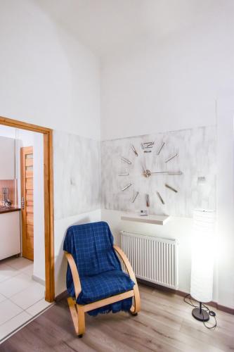  Clock-working apartment next to the Grand Park, Pension in Budapest