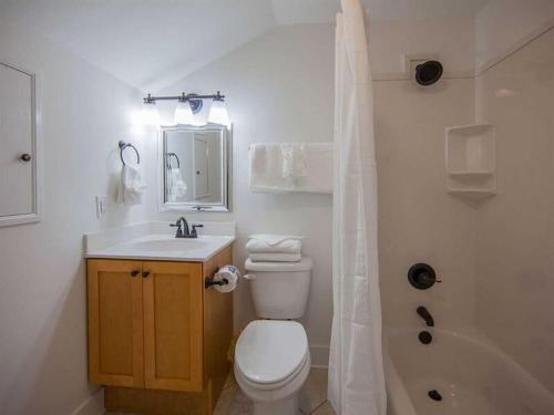 Beach Axis E by Meyer Vacation Rentals - image 3