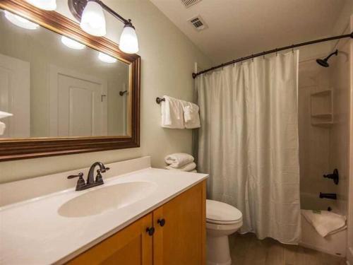 Beach Axis W by Meyer Vacation Rentals - image 8