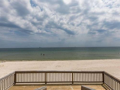 Bama Breeze by Meyer Vacation Rentals - image 9