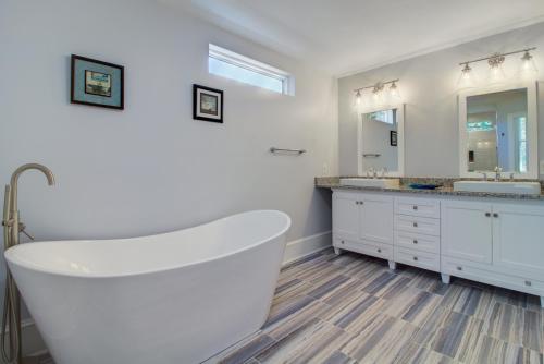 3705 Palm Boulevard - image 4