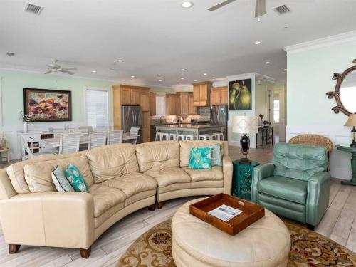 Diamond by Meyer Vacation Rentals - image 2