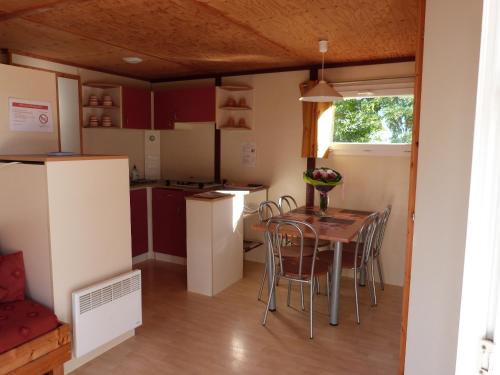 Dapur, Les Chalets des Mousquetaires in Auch