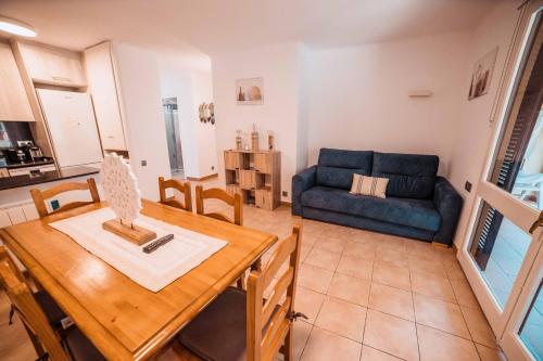 Apartamento reformado a 2 minutos de la playa en Calella!