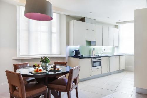 Taj 51 Buckingham Gate Suites and Residences - image 6