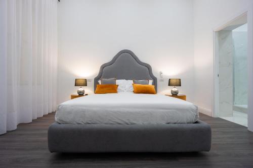 Suite Rodinò 24, Naples