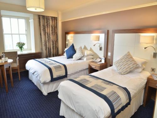 The Riverside - image 4