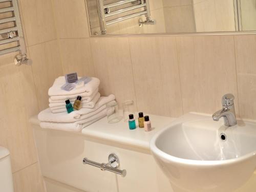 The Riverside - image 11