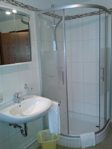 بيت شباب هوسب بيت شباب هوسب