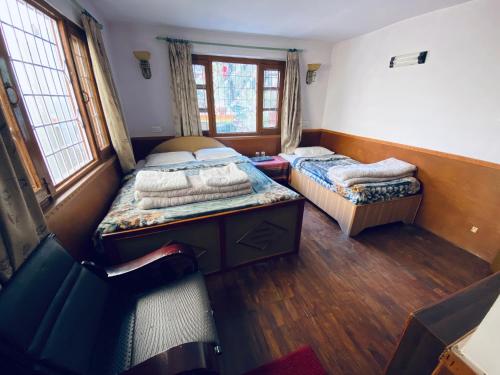 Triple Room with Bathroom