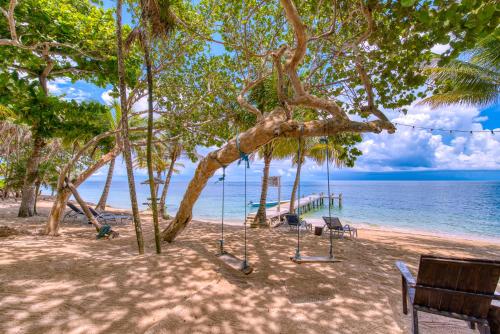 230057413 Camp Bay Lodge