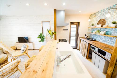 Shisa Terrace Ginoza in Ginoza