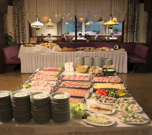 אוכל ומשקאות, Hotel Post in רמסאו אם דצ'סטאין