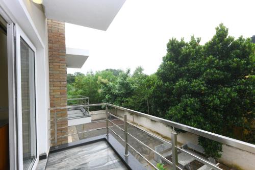 

OYO Home 9781 Vibrant 2 BHK near JIPMER