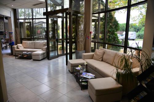 Aeroport Hotel - Parc Expo - image 5
