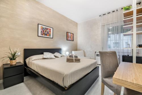 Gold House 2 Room Type - Deluxe Double Room with Shower Gold House 2 Room Type - Deluxe Double Room with Shower