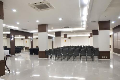 Master Porto Alegre Hotel - Av Carlos Gomes, Próximo ao Consulado Americano - 회의실/연회장