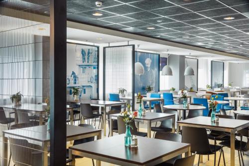 Holiday Inn Express Rotterdam - Central Station an IHG Hotel - image 10