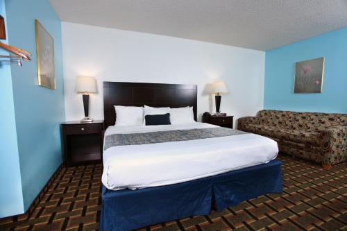 Sky-Palace Inn & Suites Newton