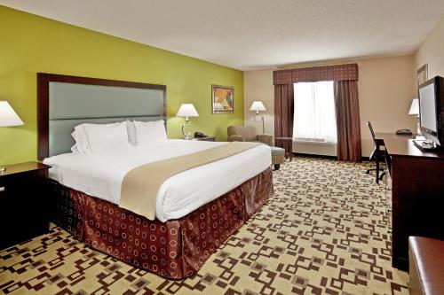 Holiday Inn Express Troutville-Roanoke North, an IHG Hotel