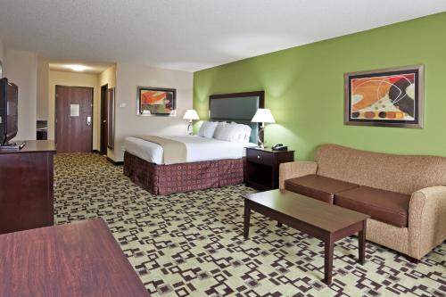 Holiday Inn Express Troutville-Roanoke North, an IHG Hotel
