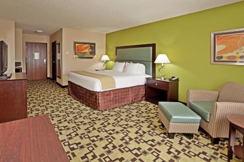 Holiday Inn Express Troutville-Roanoke North, an IHG Hotel