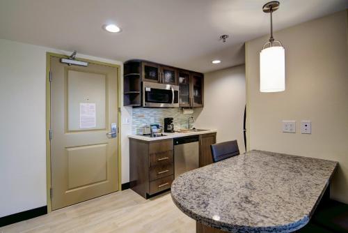 Candlewood Suites Richmond - West Broad, an IHG Hotel in Richmond, USA
