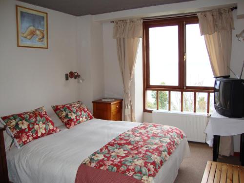 1 double bed