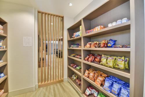 Holiday Inn Express & Suites Lehi - Thanksgiving Point an IHG Hotel - image 3