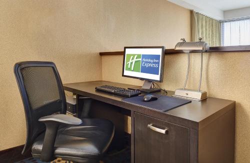 Holiday Inn Express San Diego South - National City, an IHG Hotel