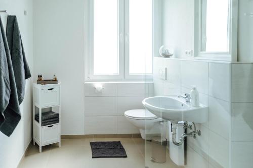 Fürdőszoba, Zimmer in ruhiger Lage 150m zur TA (Nr. 5) in Hameln Városközpont