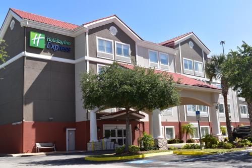Exterior view, Holiday Inn Express Venice in Venice (FL)