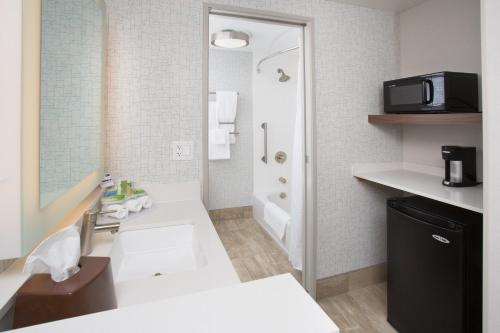 Holiday Inn Express Salt Lake City Downtown By IHG - image 4