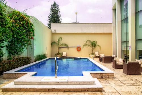 Swimming pool, Intercity Hotels San Pedro Sula in San Pedro Sula