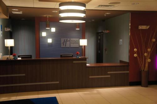 Holiday Inn Express & Suites Northeast by IHG in York, USA