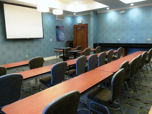 Holiday Inn Santee an IHG Hotel - image 4