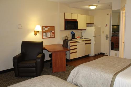 Candlewood Suites Syracuse-Airport, an IHG Hotel