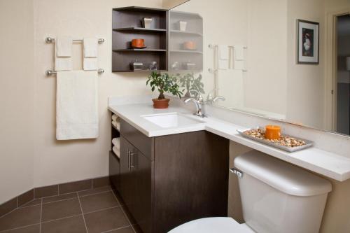 Candlewood Suites Kenedy, an IHG Hotel in Kenedy, USA
