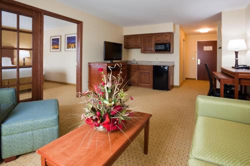 Holiday Inn Express Sheboygan-Kohler / I-43, an IHG Hotel