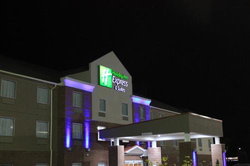 Exterior view, Holiday Inn Express & Suites Sweetwater By IHG in Sweetwater (TN)